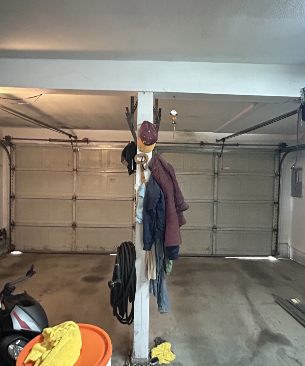 Hormann 3400 white garage door installation Vancouver