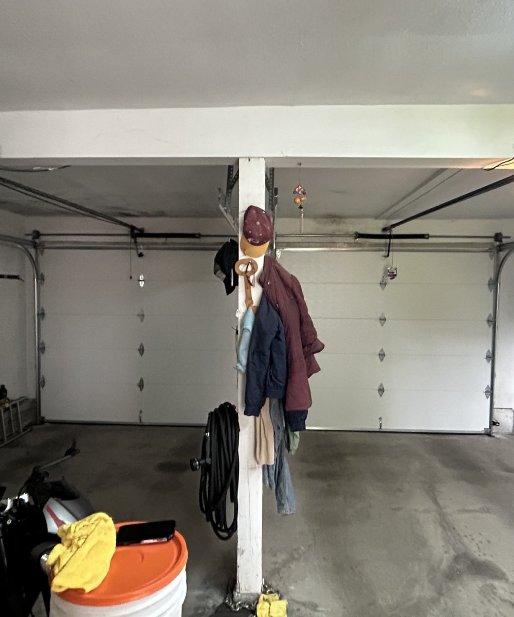 Hormann 3400 white garage door installation Vancouver