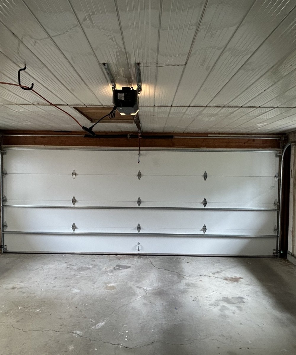 Hormann 3400 white garage door Richmond BC installation