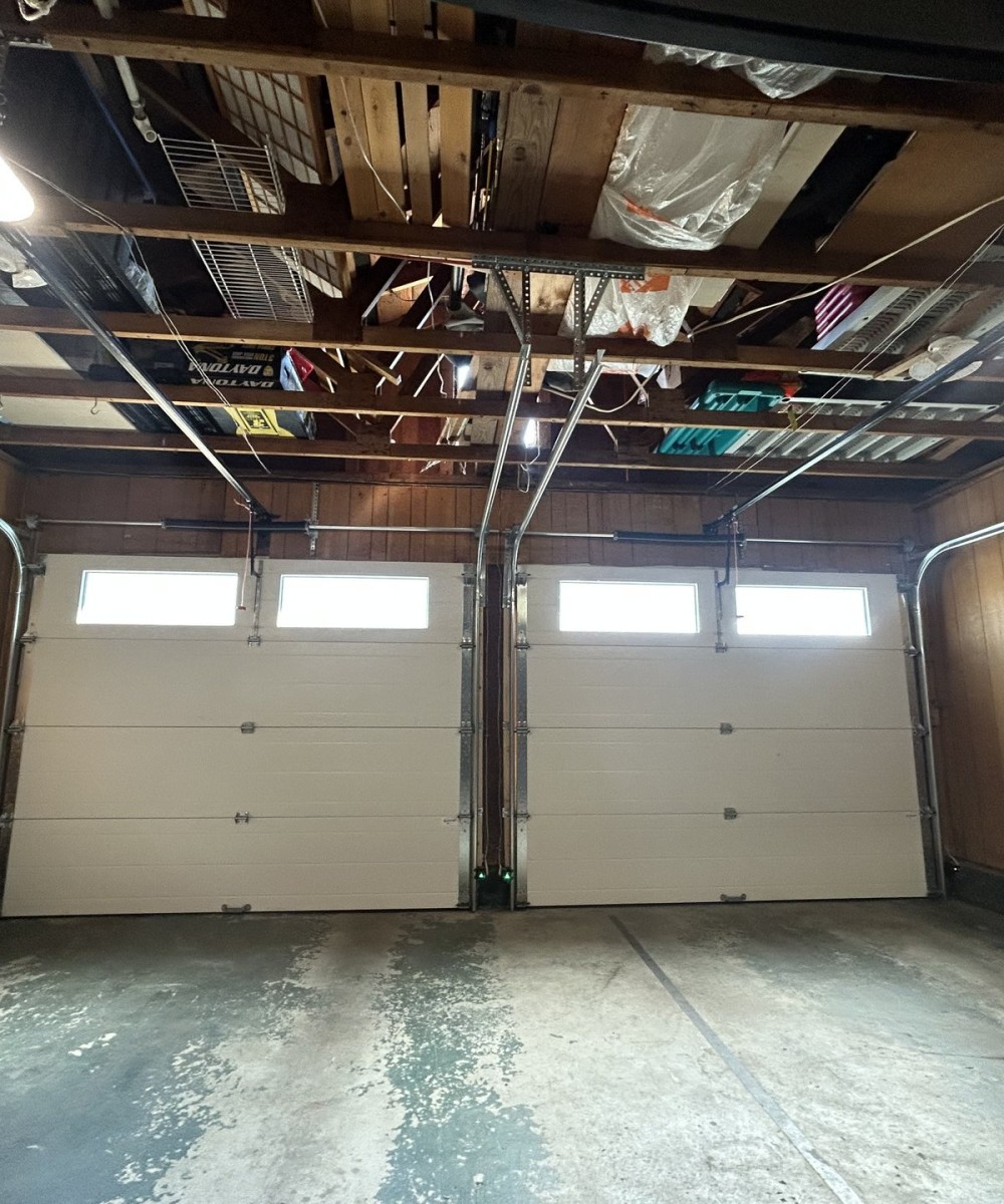 Steel-Craft RC-16 garage door replacement in Tsawwassen