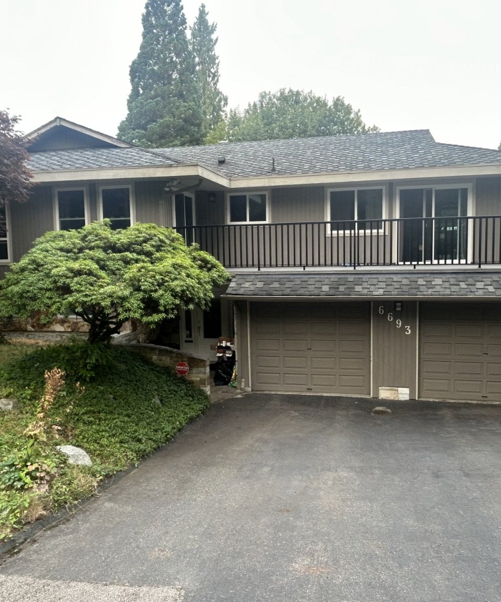 Hormann 3400 garage door replacement in North Delta