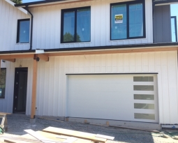 16 x 7’9″ Double Garage Door Tsawwassen